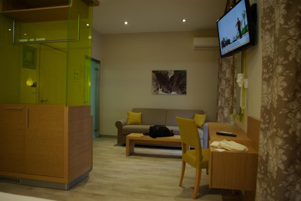 Hotel George 2*
